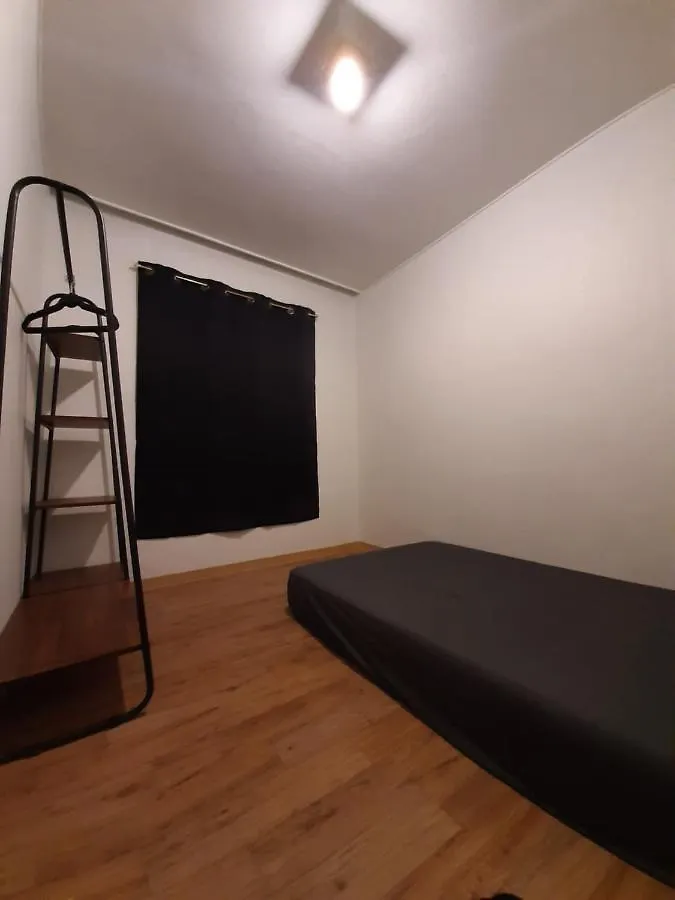 סיאול Ty Guesthouse Room 103 בית הארחה